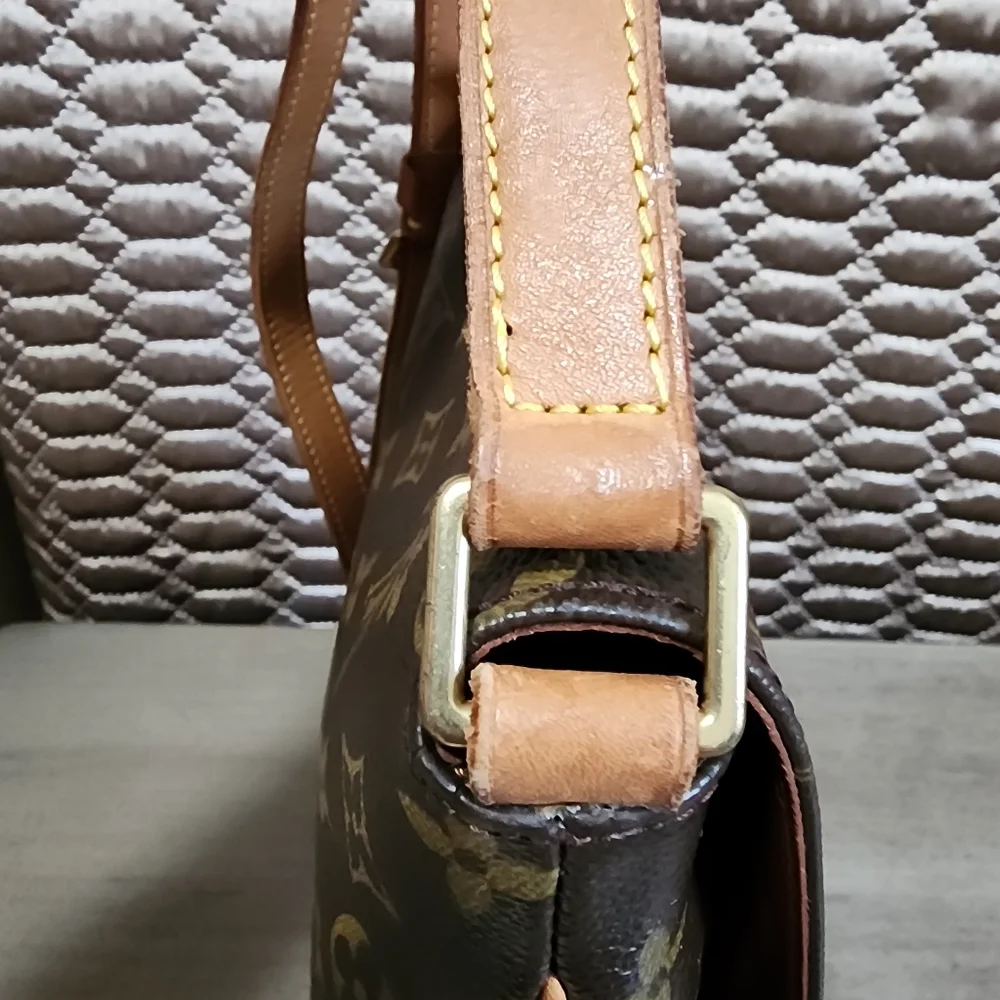 Louis Vuitton AUTHENTIC vintage MUSETTE SALSA PM Crossbody Bag